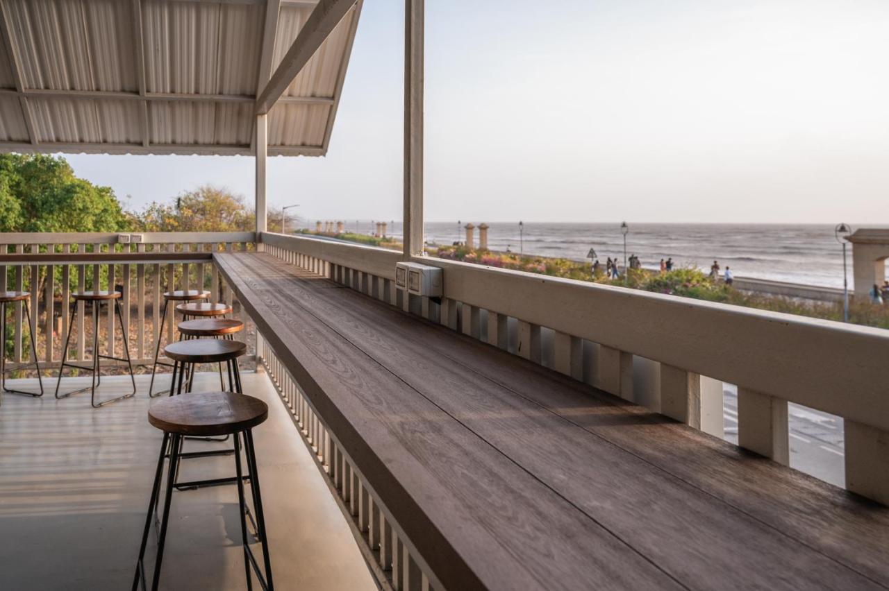 Praveg Beach Resort Daman Lighthouse Beach Eksteriør billede